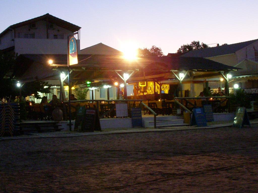 Likourgos Beach Kavos Exterior photo